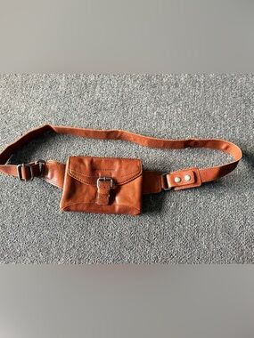 Spikes & Sparrow Tan Leather Belt Bag